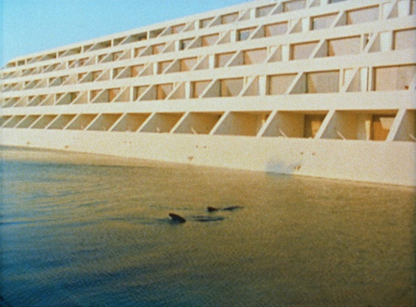 Cyprien Gaillard. Cities of Gold and Mirrors, 2009. 16mm film transferred to video. Courtesy of the artist and Laura Bartlett Gallery, London.